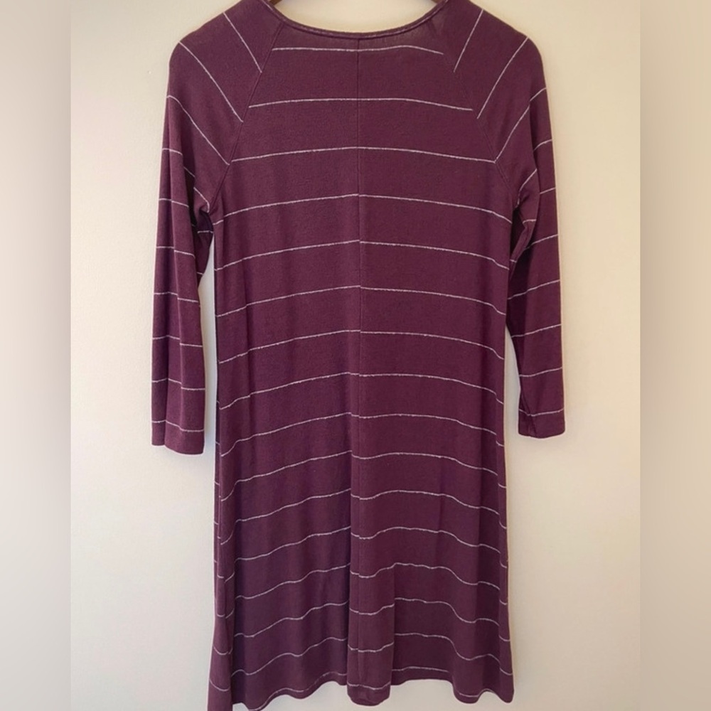 SO Women’s Burgundy Long Henley Shirt 3/4 Sleeves with White Stripes - Picture 4 of 4
